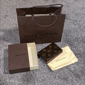 Like new Louis Vuitton wallet, pocket organizer